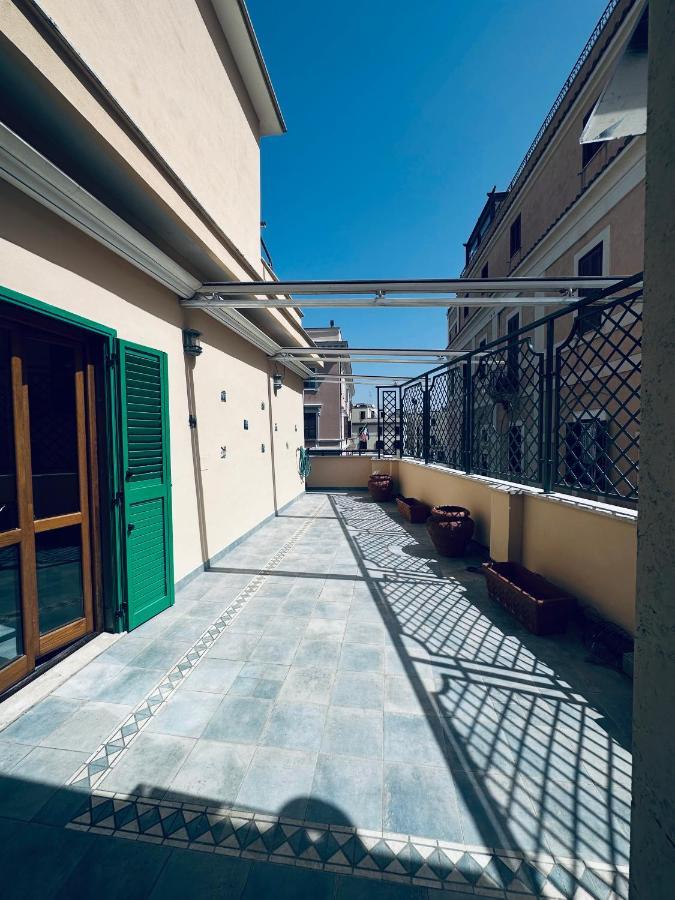 Newhouse Victoria - Sea View Apartment Nettuno Exterior foto