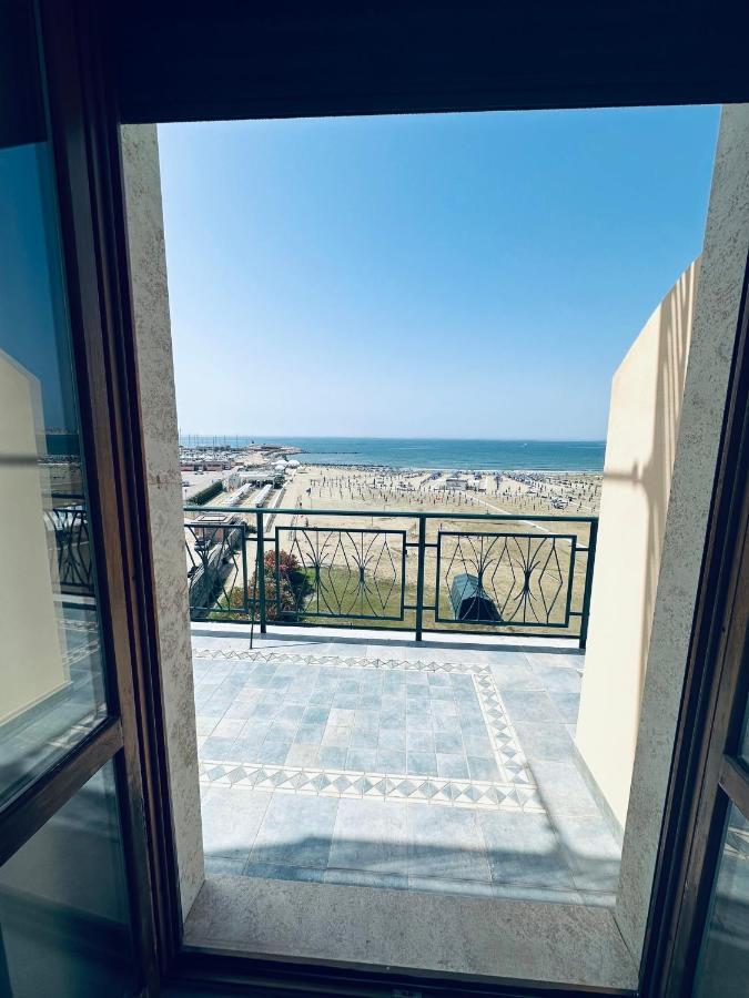 Newhouse Victoria - Sea View Apartment Nettuno Exterior foto